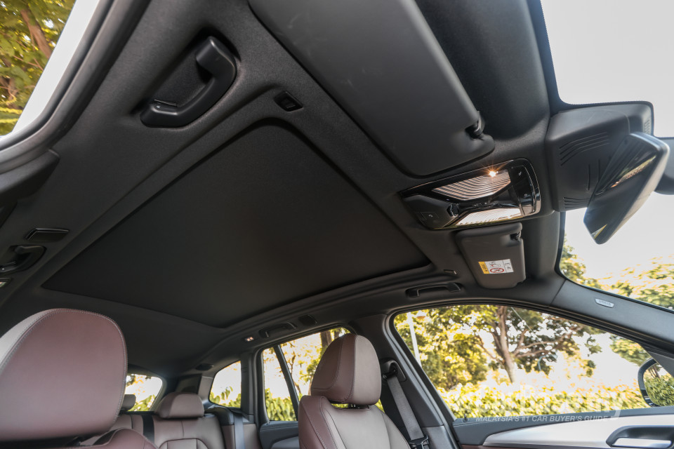 BMW iX3 G08 (2021) Interior