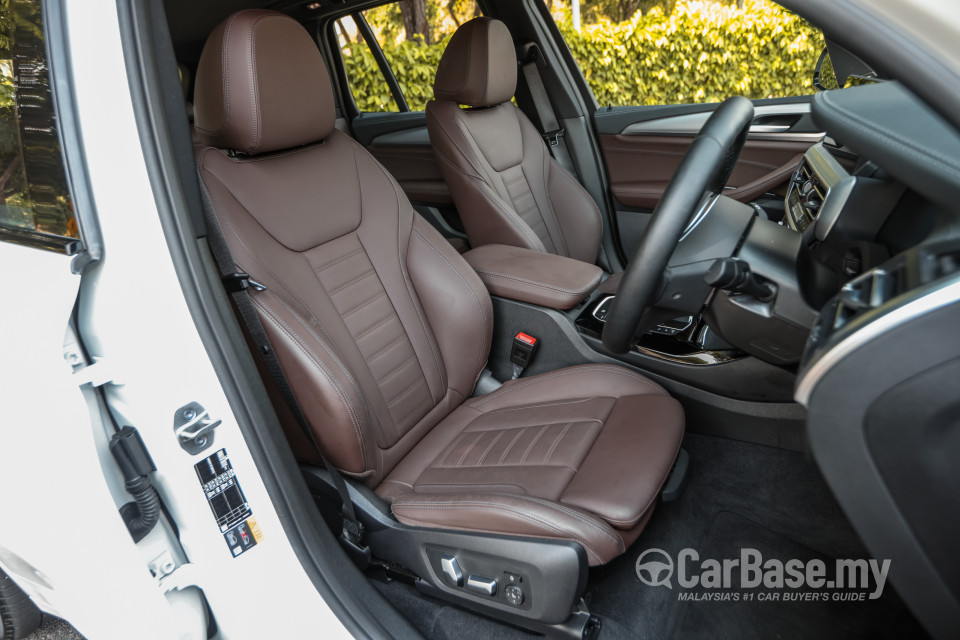 BMW iX3 G08 (2021) Interior