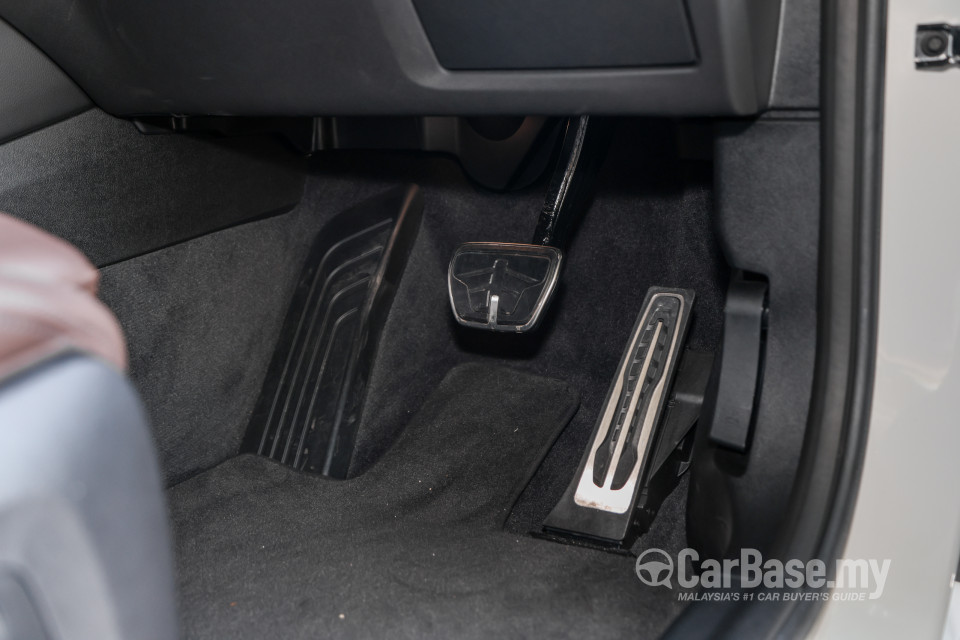 BMW iX3 G08 (2021) Interior