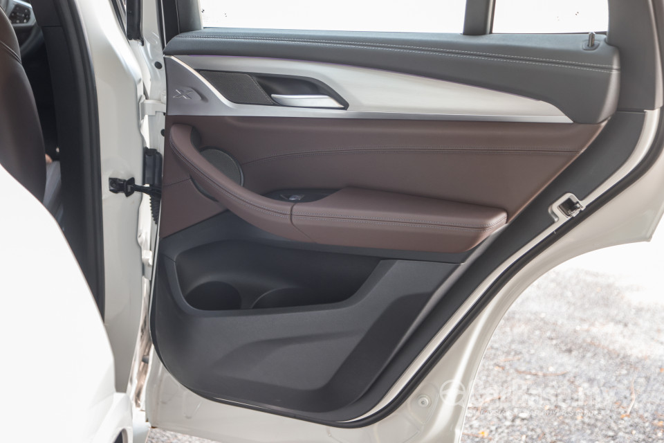 BMW iX3 G08 (2021) Interior