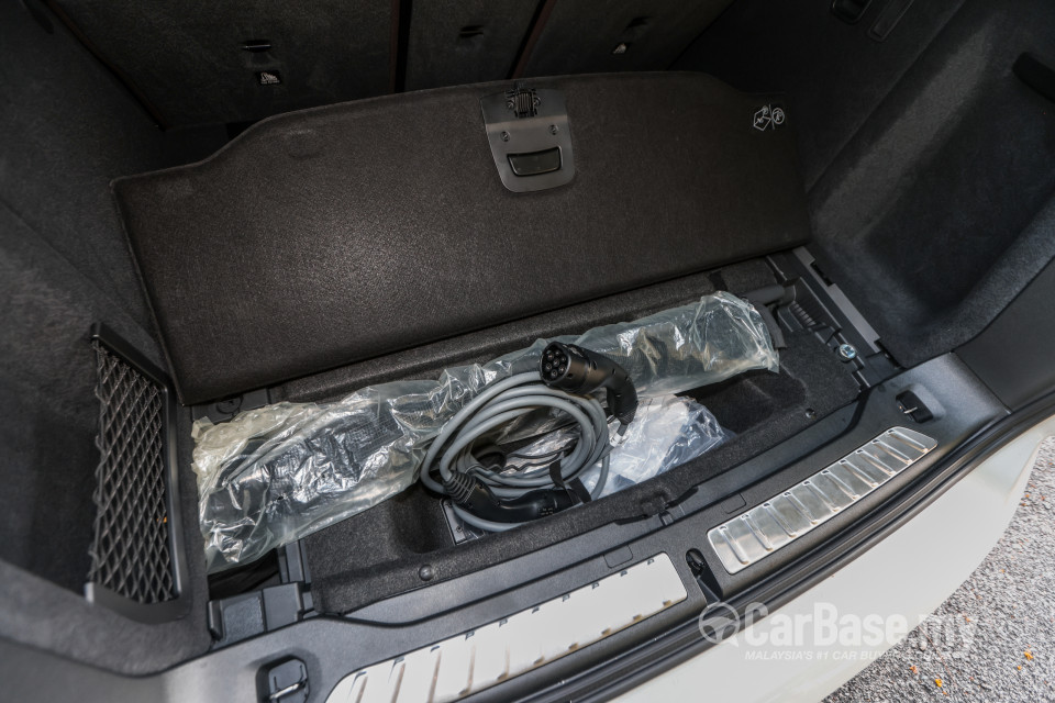 BMW iX3 G08 (2021) Interior