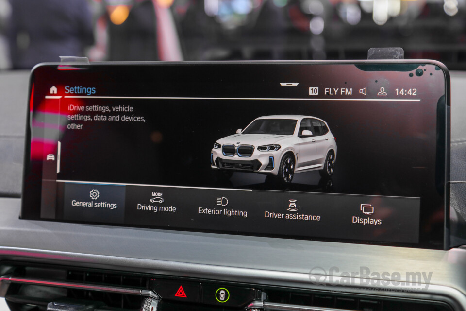 BMW iX3 G08 (2021) Interior