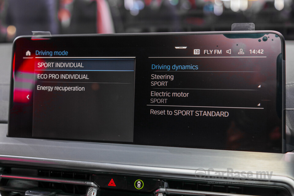 BMW iX3 G08 (2021) Interior