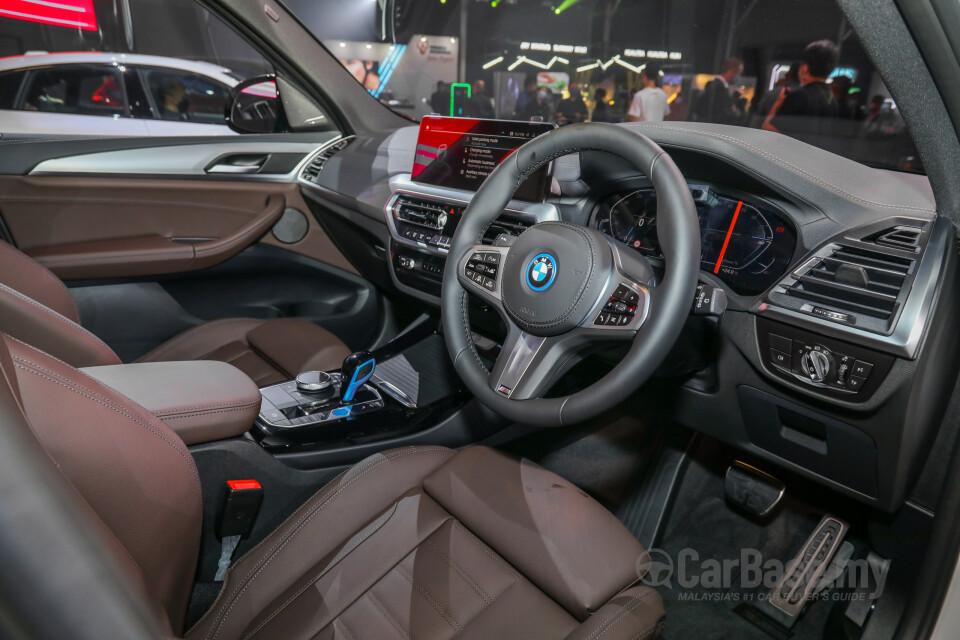 BMW iX3 G08 (2021) Interior