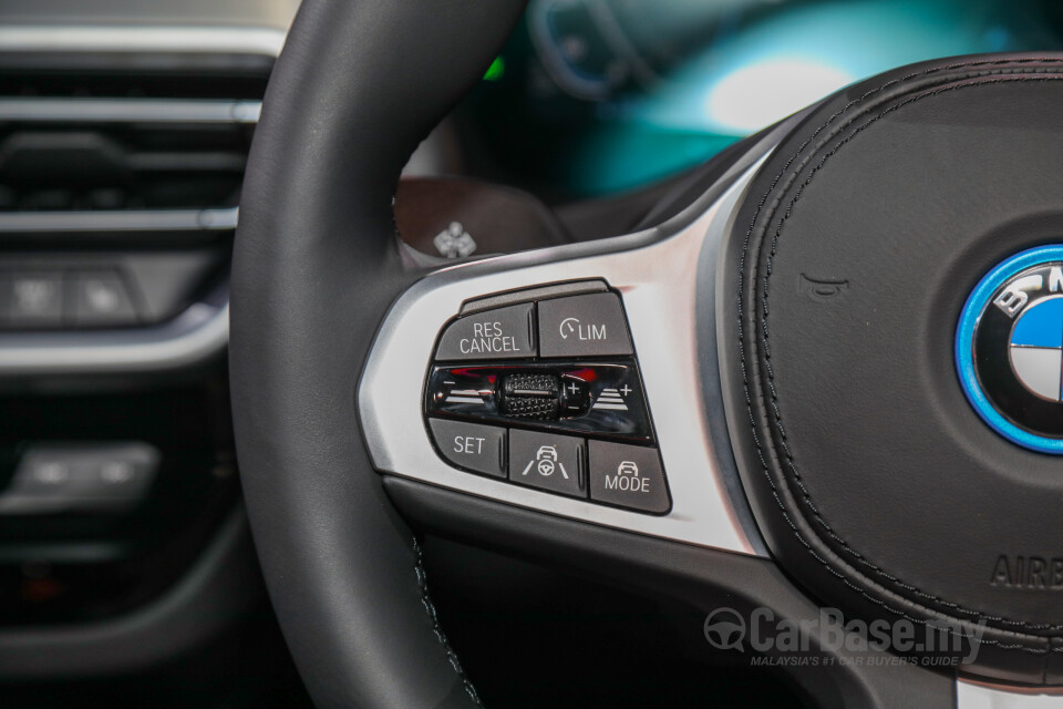 BMW iX3 G08 (2021) Interior