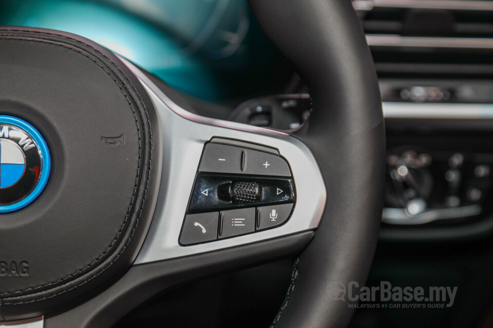 BMW iX3 G08 (2021) Interior