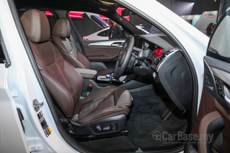 BMW iX3 G08 (2021) Interior