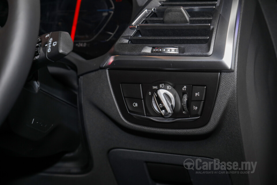 BMW iX3 G08 (2021) Interior