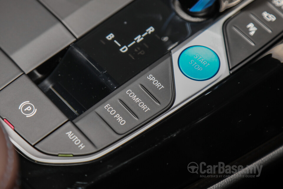 BMW iX3 G08 (2021) Interior