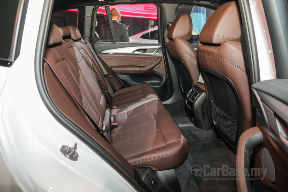 BMW iX3 G08 (2021) Interior