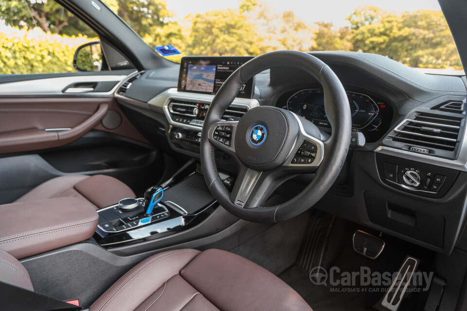 BMW iX3 G08 (2021) Interior