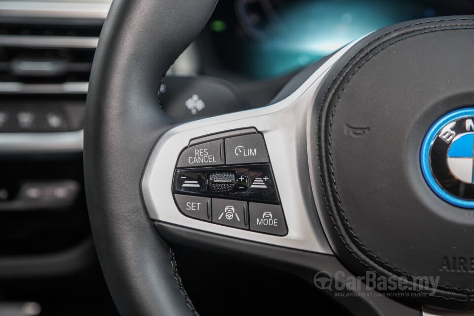 BMW iX3 G08 (2021) Interior
