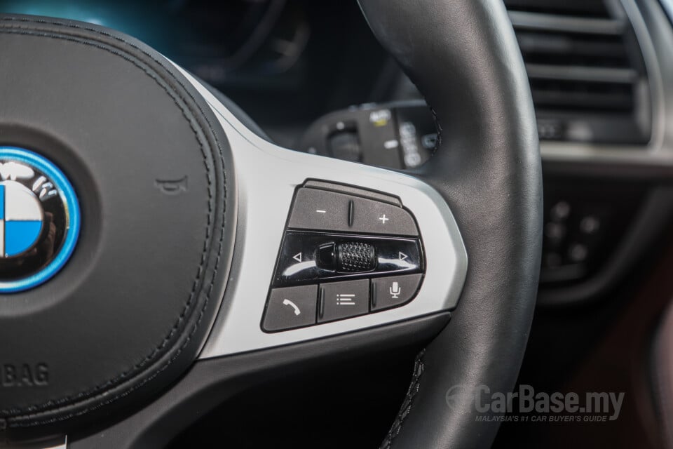 BMW iX3 G08 (2021) Interior