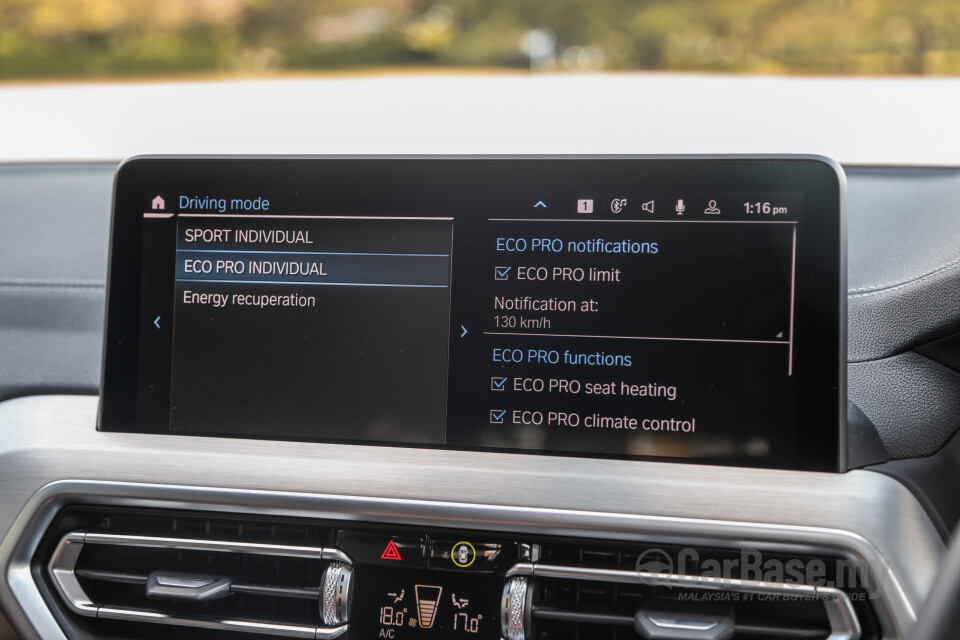 BMW iX3 G08 (2021) Interior