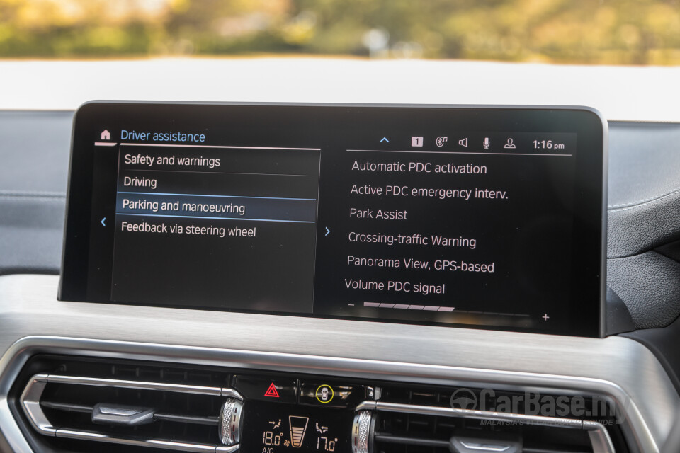 BMW iX3 G08 (2021) Interior