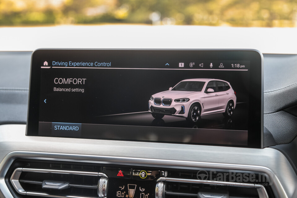 BMW iX3 G08 (2021) Interior
