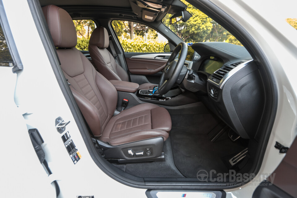 BMW iX3 G08 (2021) Interior