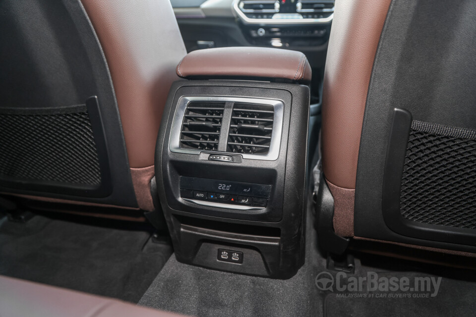 BMW iX3 G08 (2021) Interior