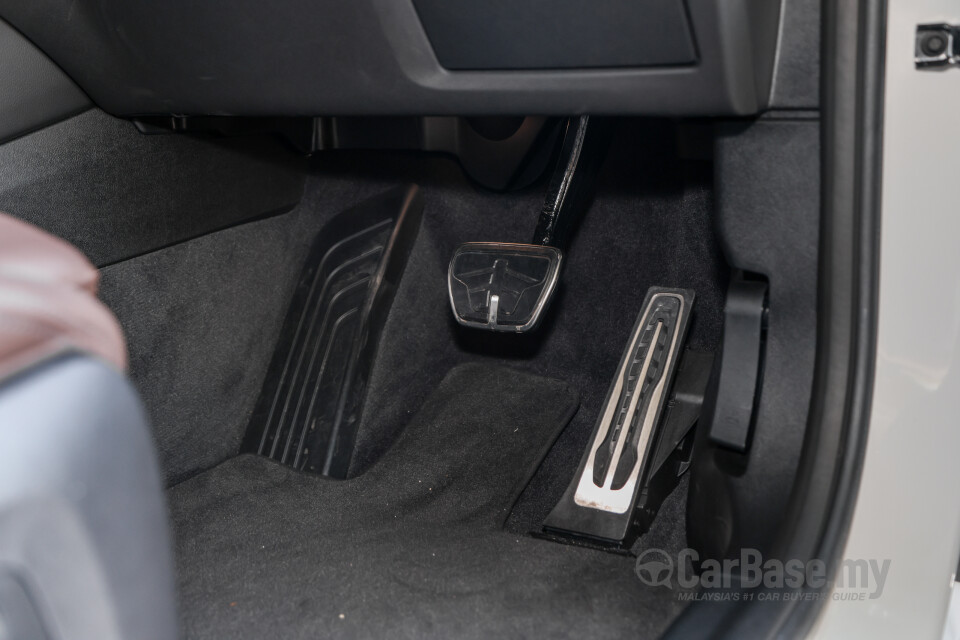 BMW iX3 G08 (2021) Interior