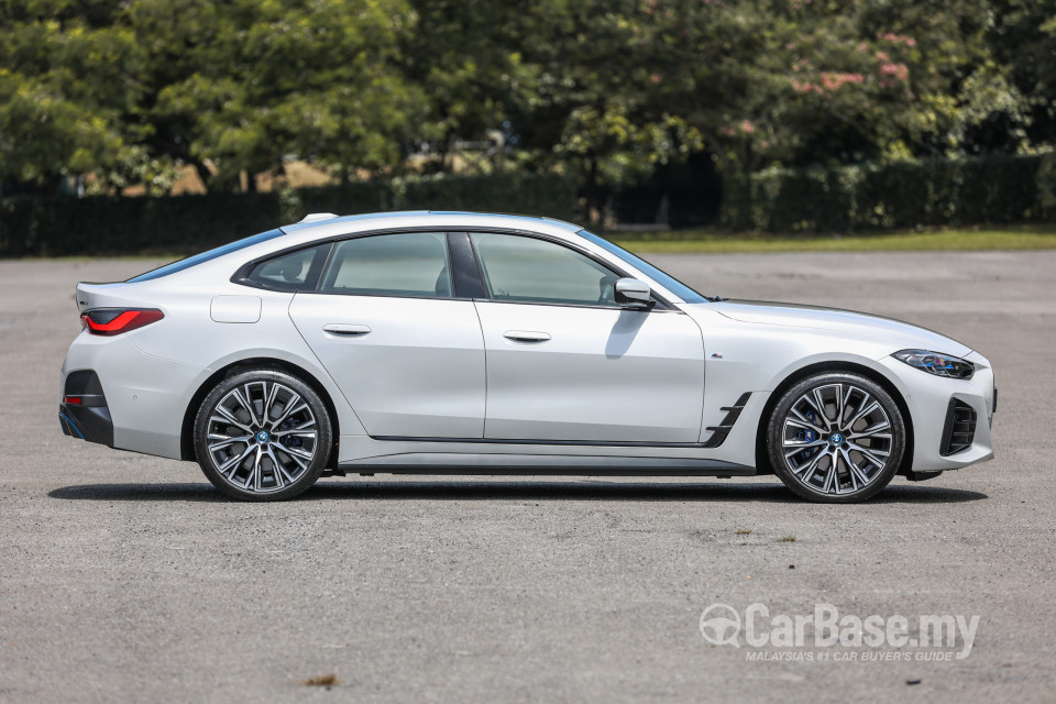 BMW i4 G26 (2022) Exterior