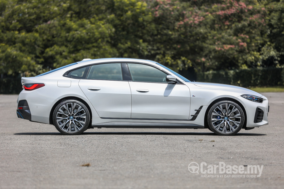 BMW i4 G26 (2022) Exterior