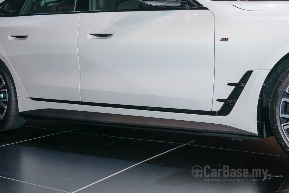 BMW i4 G26 (2022) Exterior