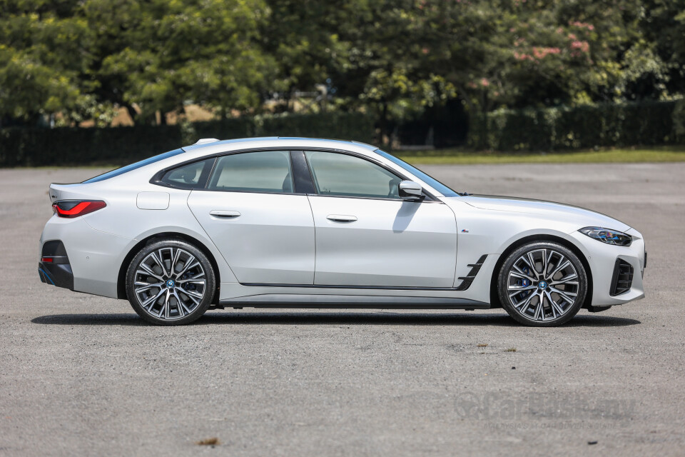 BMW i4 G26 (2022) Exterior