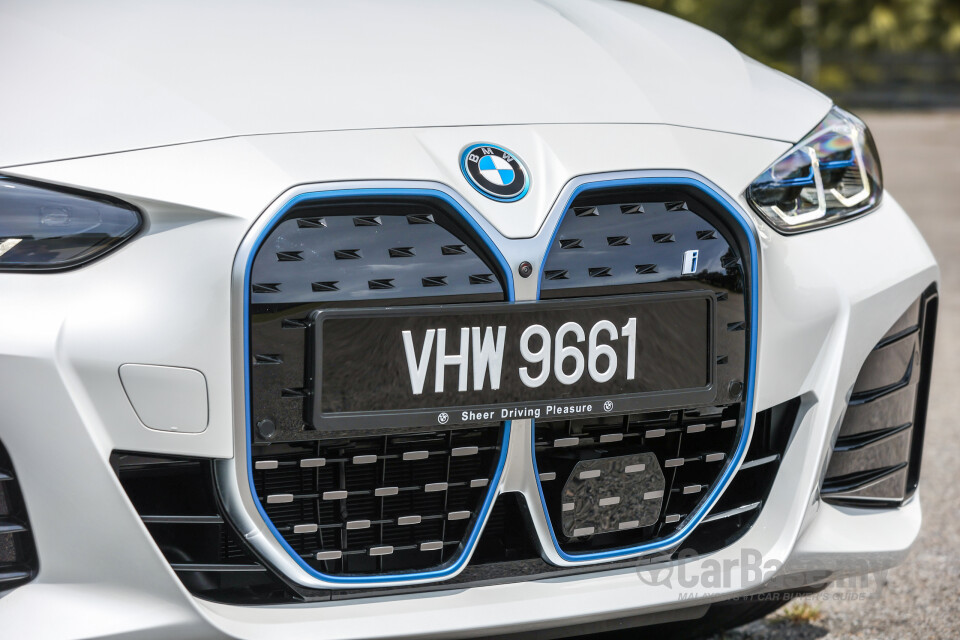 BMW i4 G26 (2022) Exterior