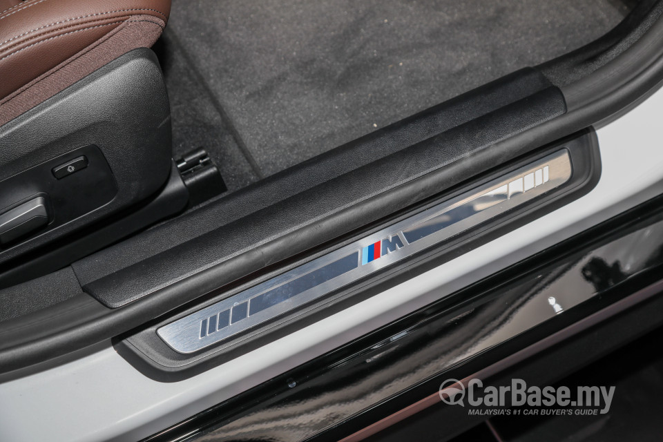 BMW i4 G26 (2022) Interior