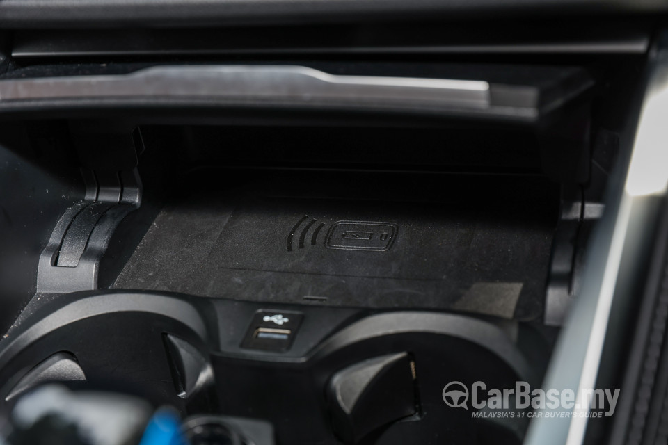 BMW i4 G26 (2022) Interior
