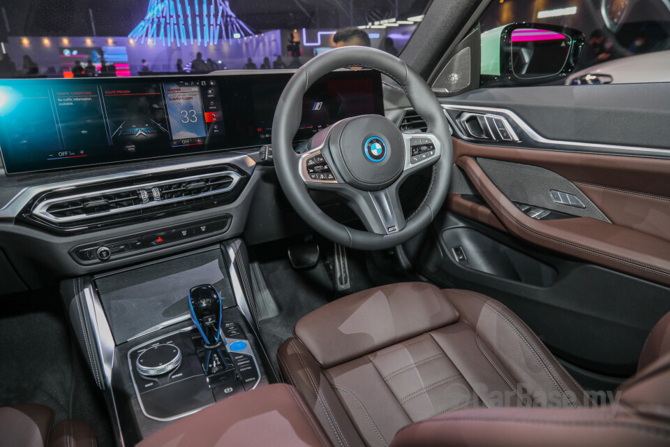 BMW i4 G26 (2022) Interior