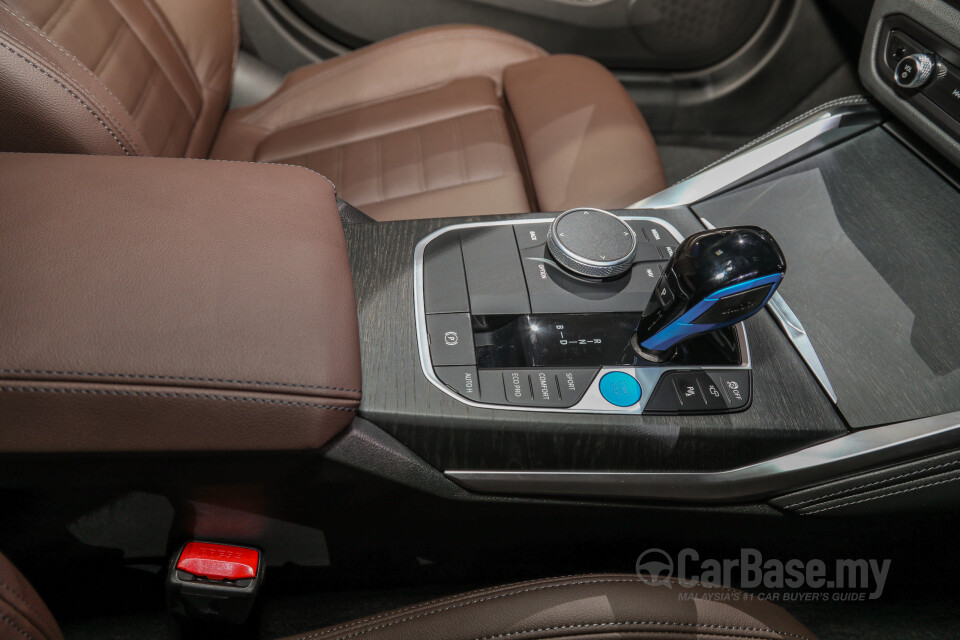 BMW i4 G26 (2022) Interior