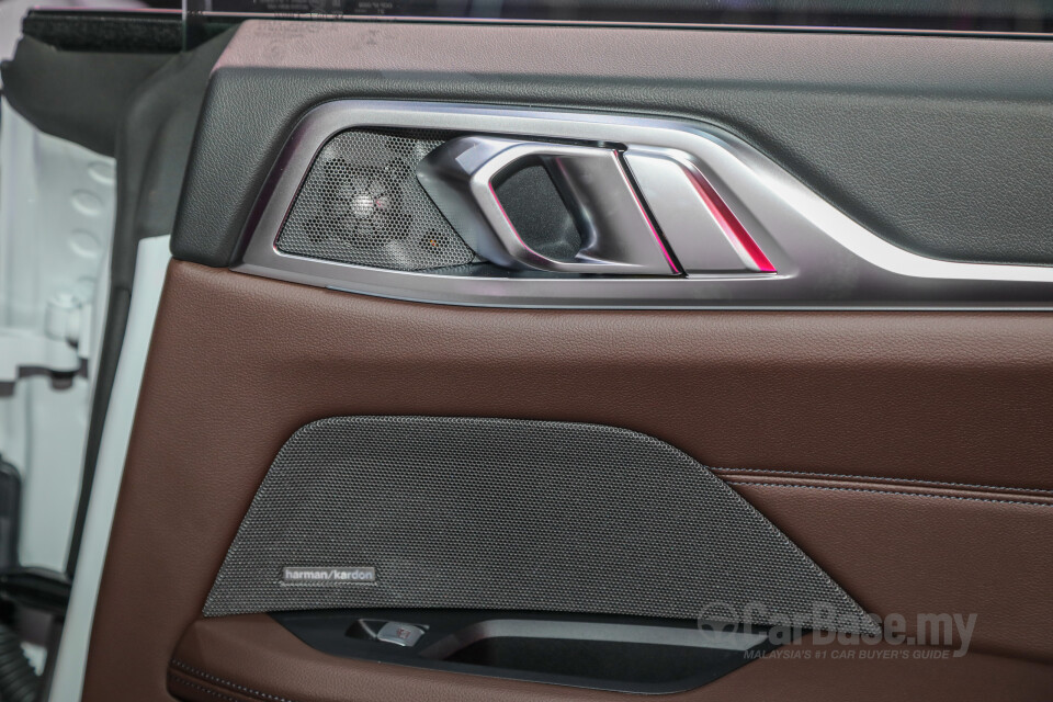 BMW i4 G26 (2022) Interior