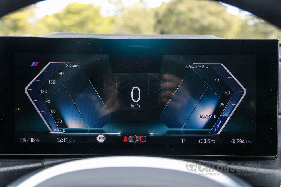 BMW i4 G26 (2022) Interior