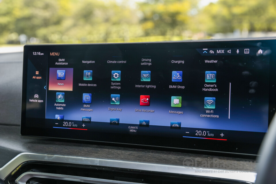 BMW i4 G26 (2022) Interior