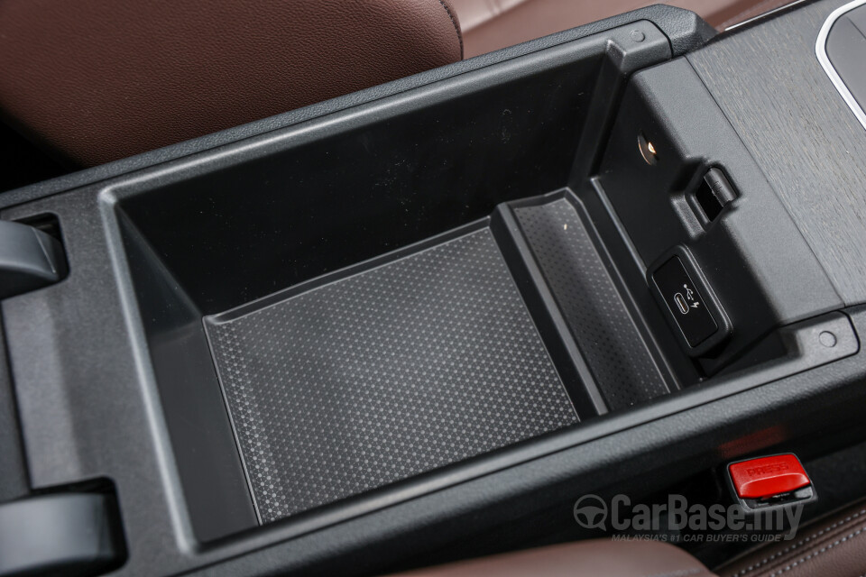 BMW i4 G26 (2022) Interior
