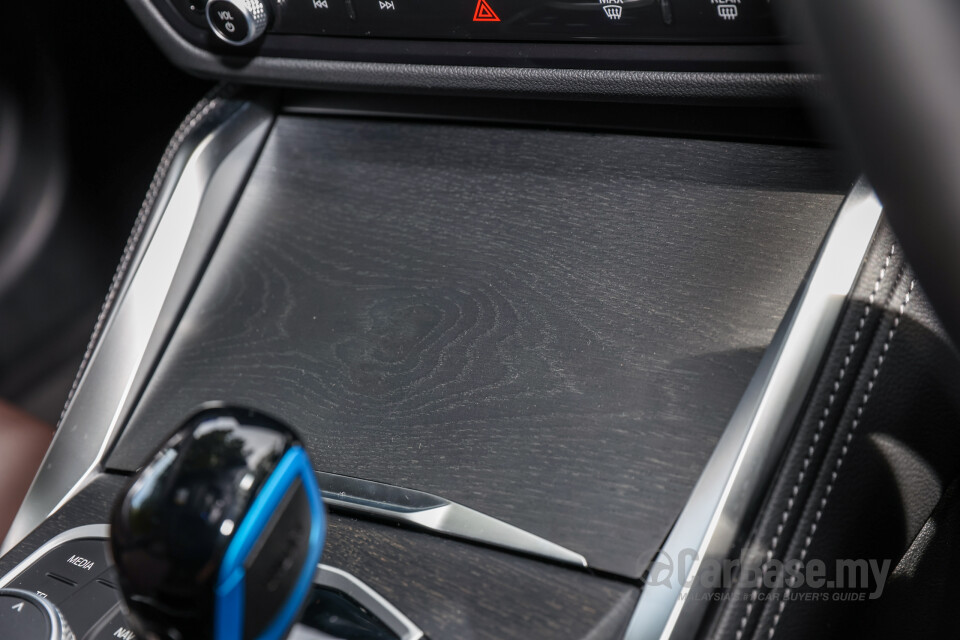 BMW i4 G26 (2022) Interior