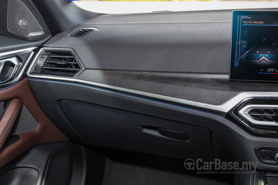 BMW i4 G26 (2022) Interior