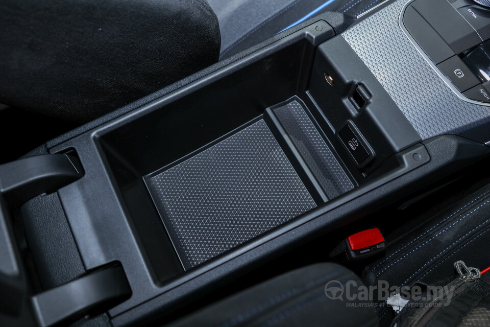 BMW i4 G26 LCI (2025) Interior