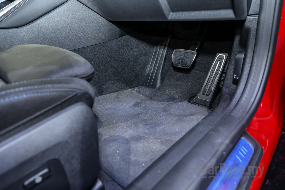 BMW i4 G26 LCI (2025) Interior