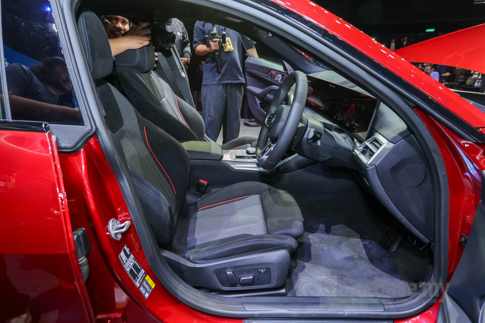 BMW i4 G26 LCI (2025) Interior