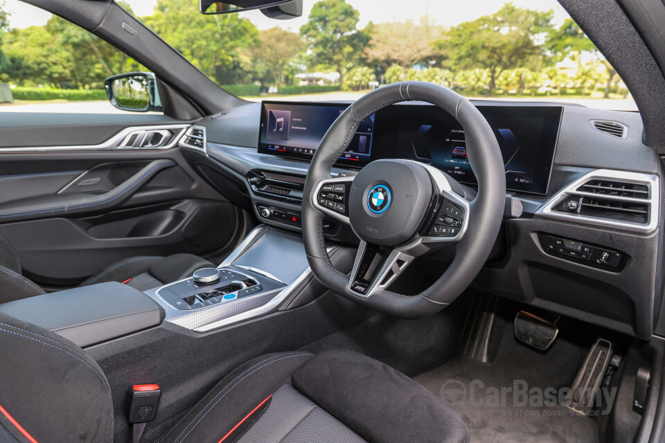 BMW i4 G26 LCI (2025) Interior
