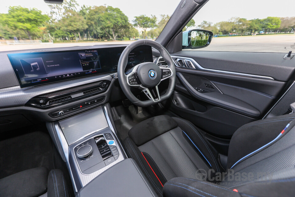 BMW i4 G26 LCI (2025) Interior