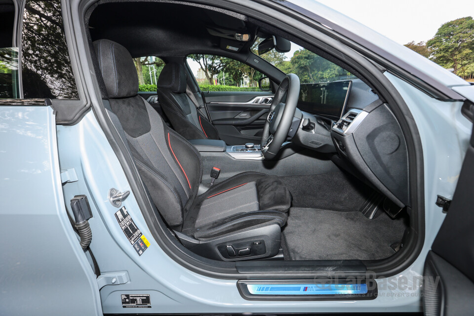 BMW i4 G26 LCI (2025) Interior