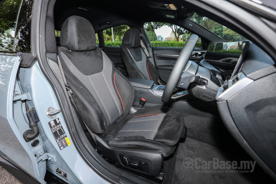BMW i4 G26 LCI (2025) Interior