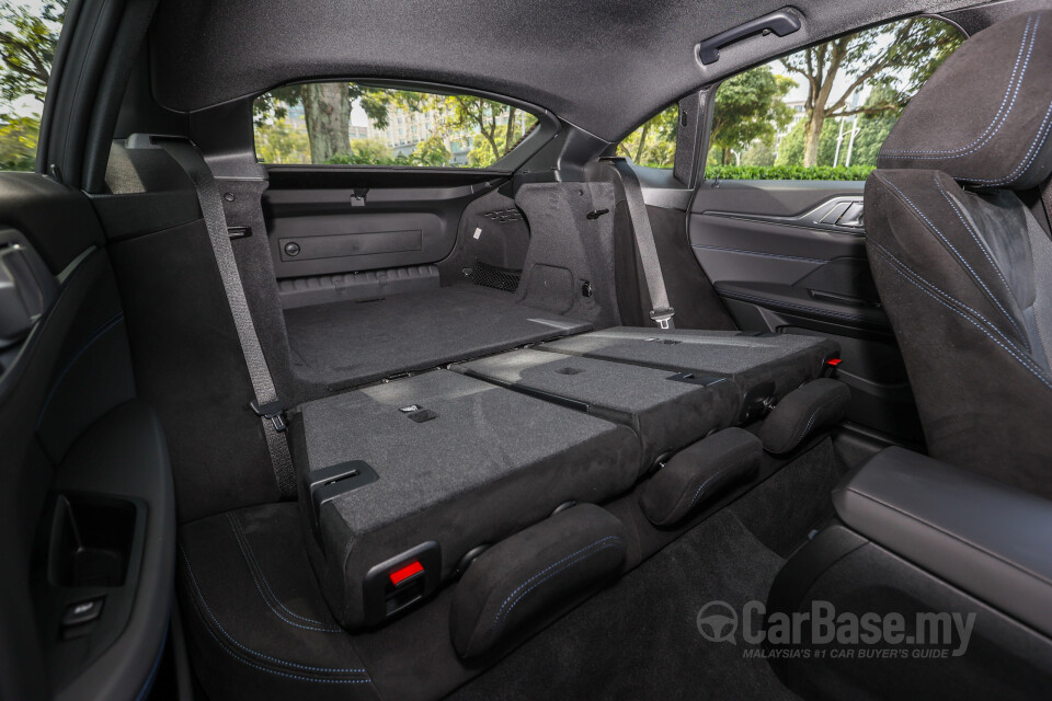 BMW i4 G26 LCI (2025) Interior