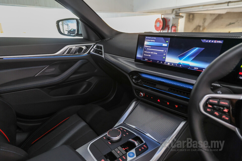 BMW i4 G26 LCI (2025) Interior