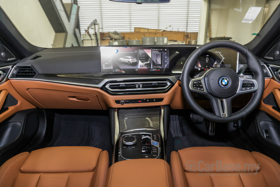 BMW i4 M50 G26 (2022) Interior