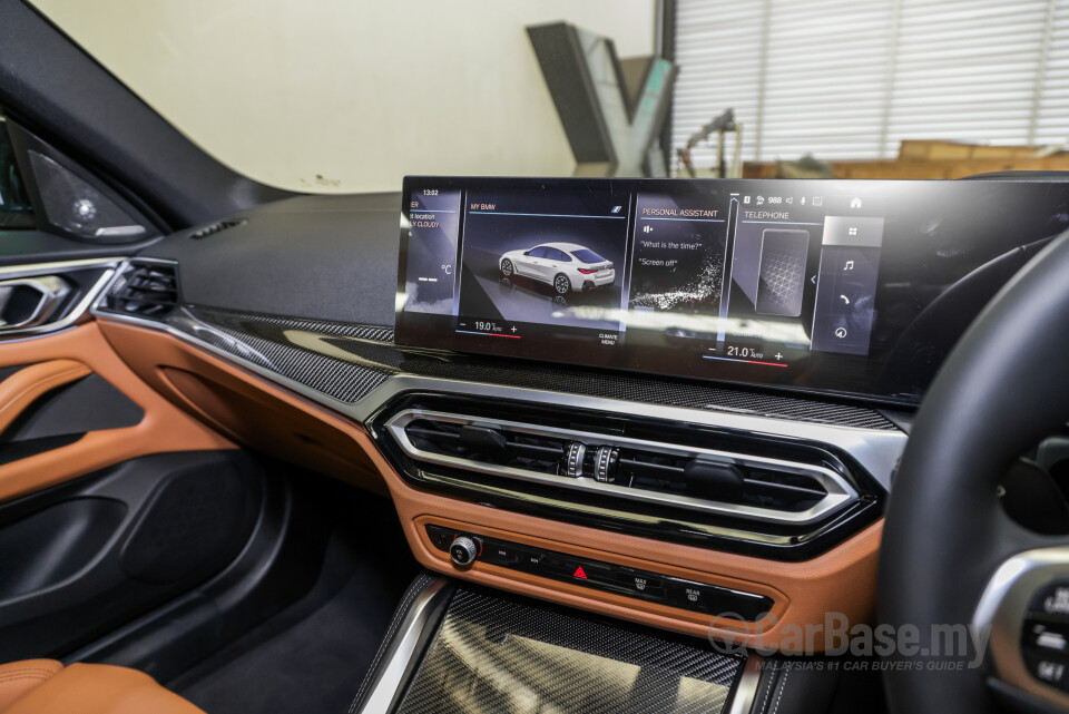BMW i4 M50 G26 (2022) Interior