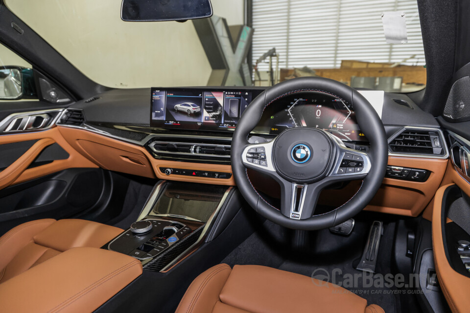 BMW i4 M50 G26 (2022) Interior